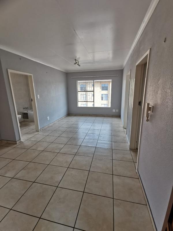 2 Bedroom Property for Sale in Kannoniers Park North West